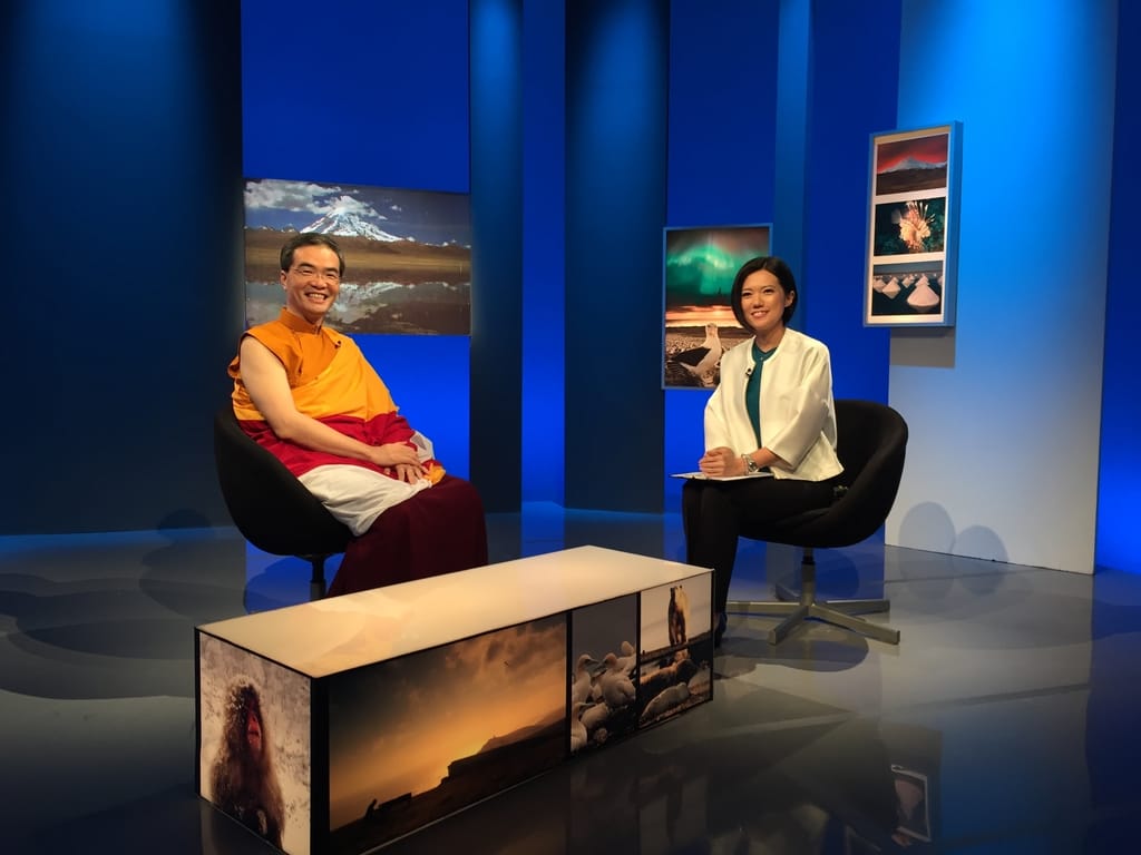 2016年5月10日(二)慈濟大愛台地球證詞節目，專訪巴麥欽哲仁波切導讀BBC「尼泊爾水晶山朝聖之旅」