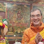 雪域的法座，永恆的慈光：憶念依怙主 究給赤千仁波切圓寂19週年紀念 —— 不分教派的利生典範